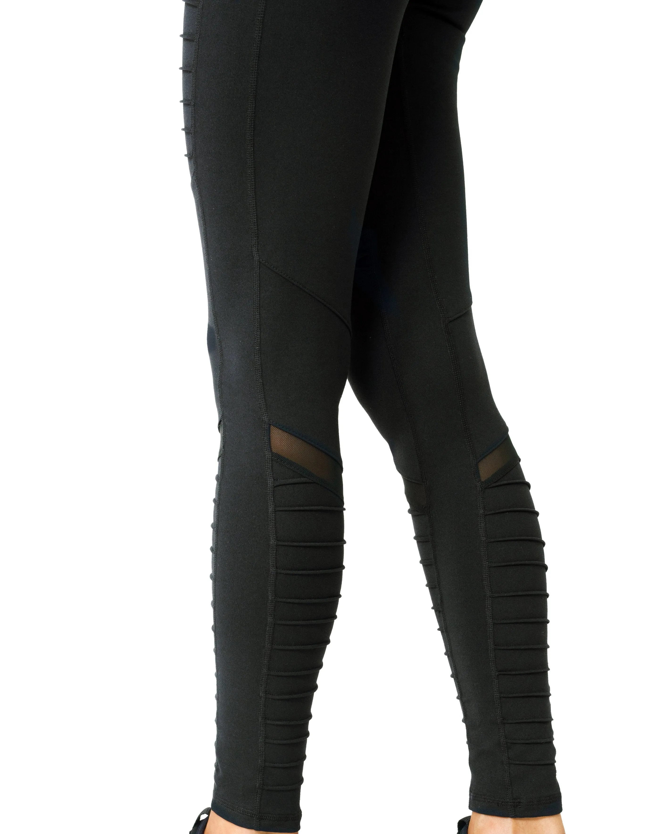 Athletique Low-Waisted Ribbed Leggings With Hidden Pocket and Mesh Panels