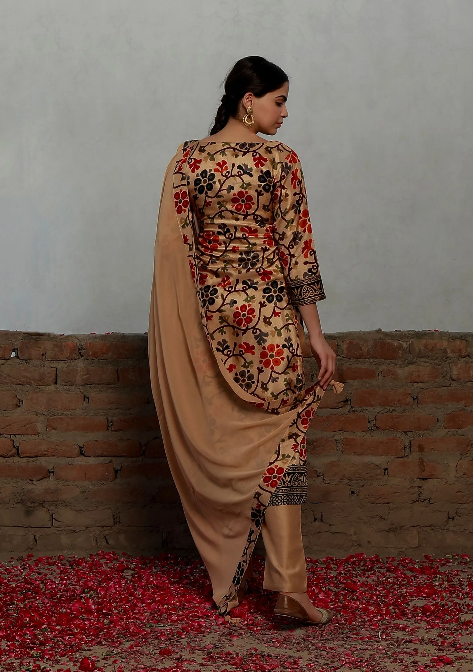 Set Of 3: Beige Kalamkari Printed Cotton Silk Straight Kurta With Chanderi Narrow Pants & Georgette Dupatta.