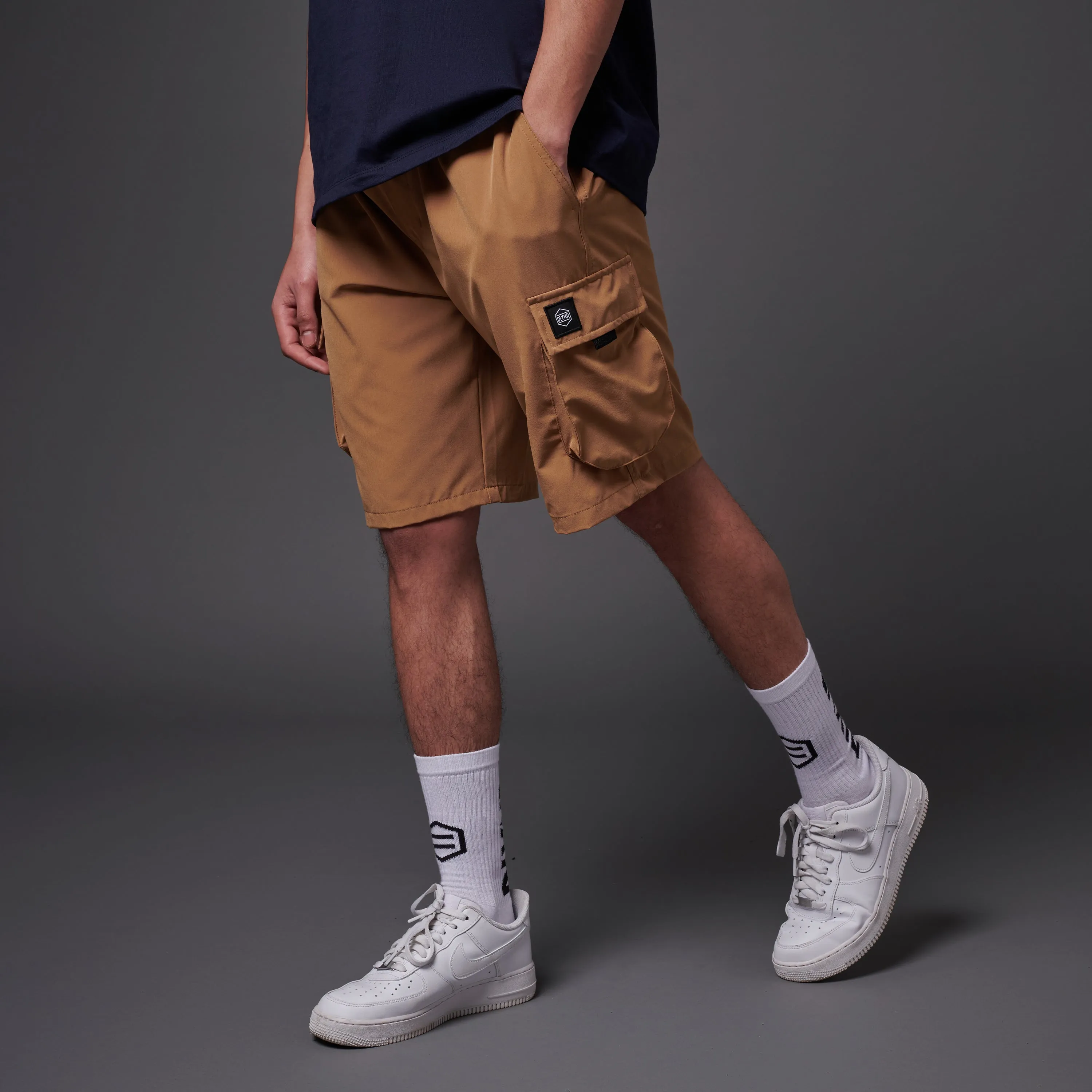 Techno Cargo Shorts Beige